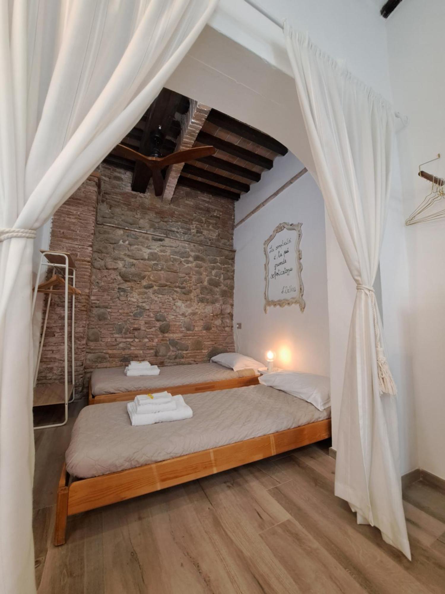 Ferienwohnung Casina Di Alice Vinci Exterior foto